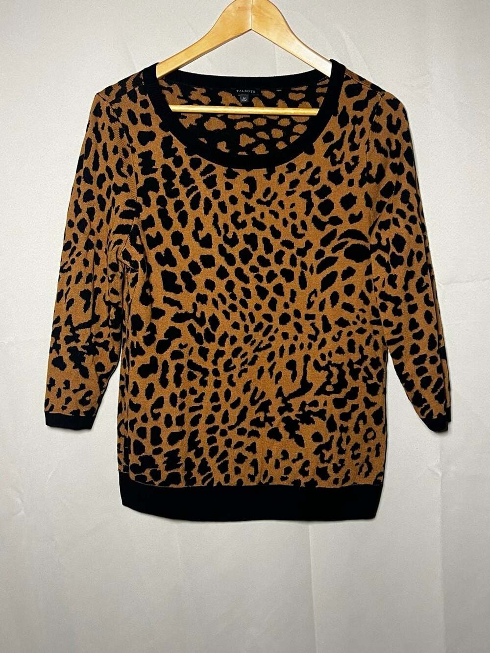 Talbots Animal Print Sweater Size M Leopard Cheetah Print 3/4 Sleeve